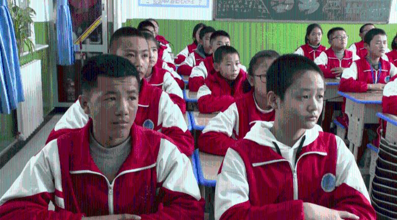 救援金发公主